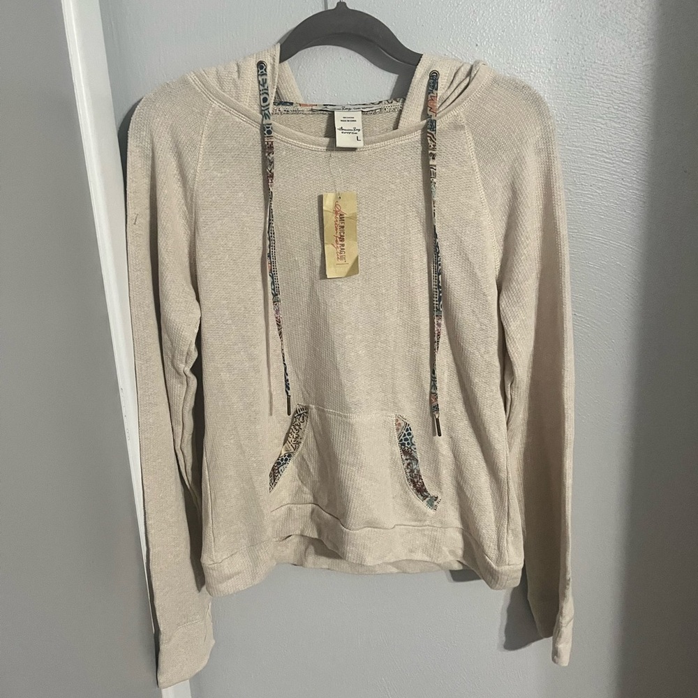 American Rag cream hoodie size L NWT